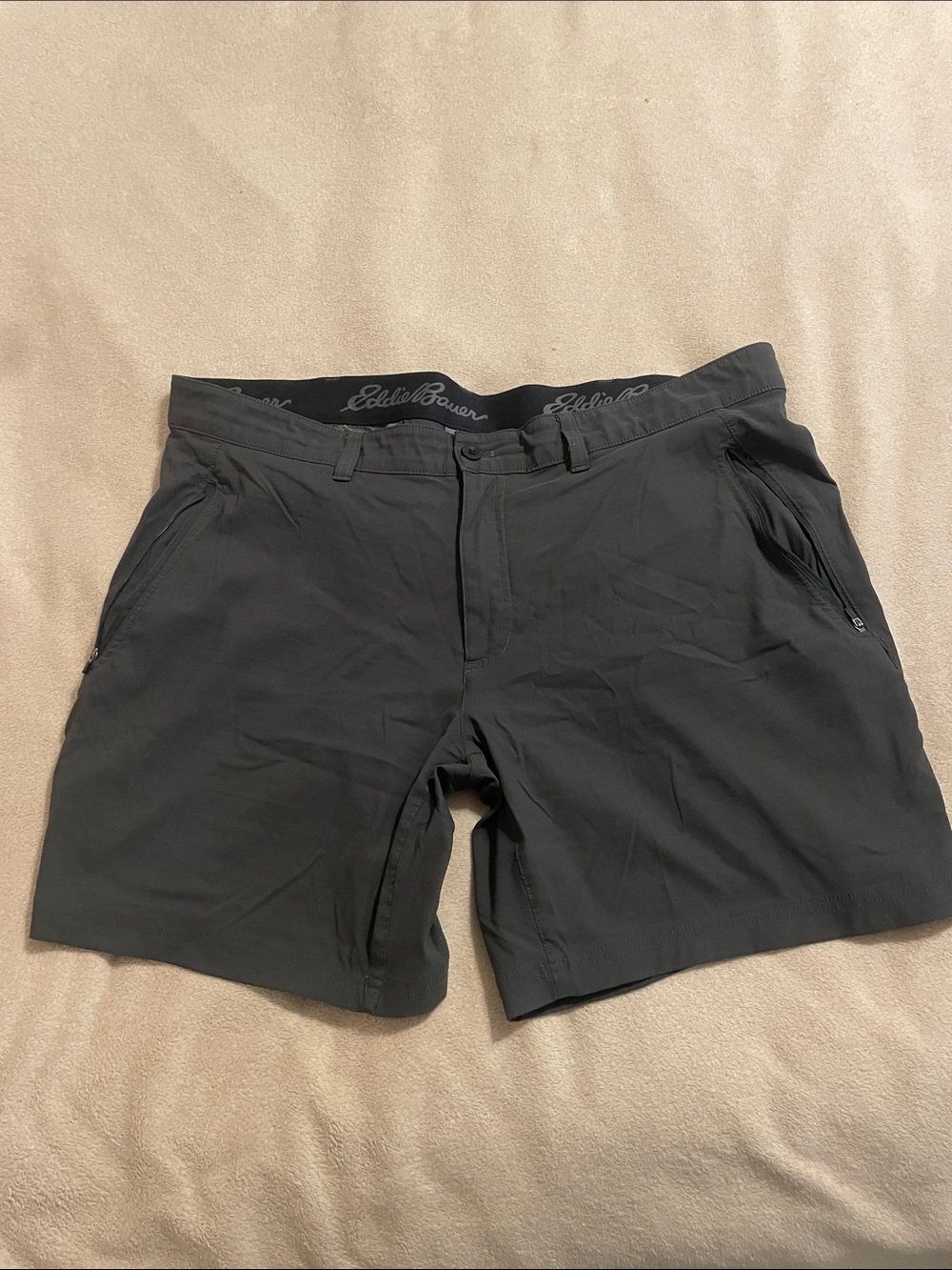 Eddie Bauer Men's Dark Gray Hybrid nylon Shorts camping outdoors casual